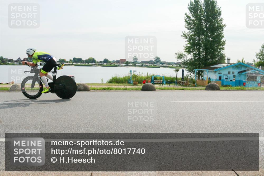 15.06.2025 - 27. Vierlanden-Triathlon H.Heesch http://msf.ph/oto/8017740 15.06.2025 09:20:25 Radfahren 75, 94, 191, 224 meine-sportfotos.de