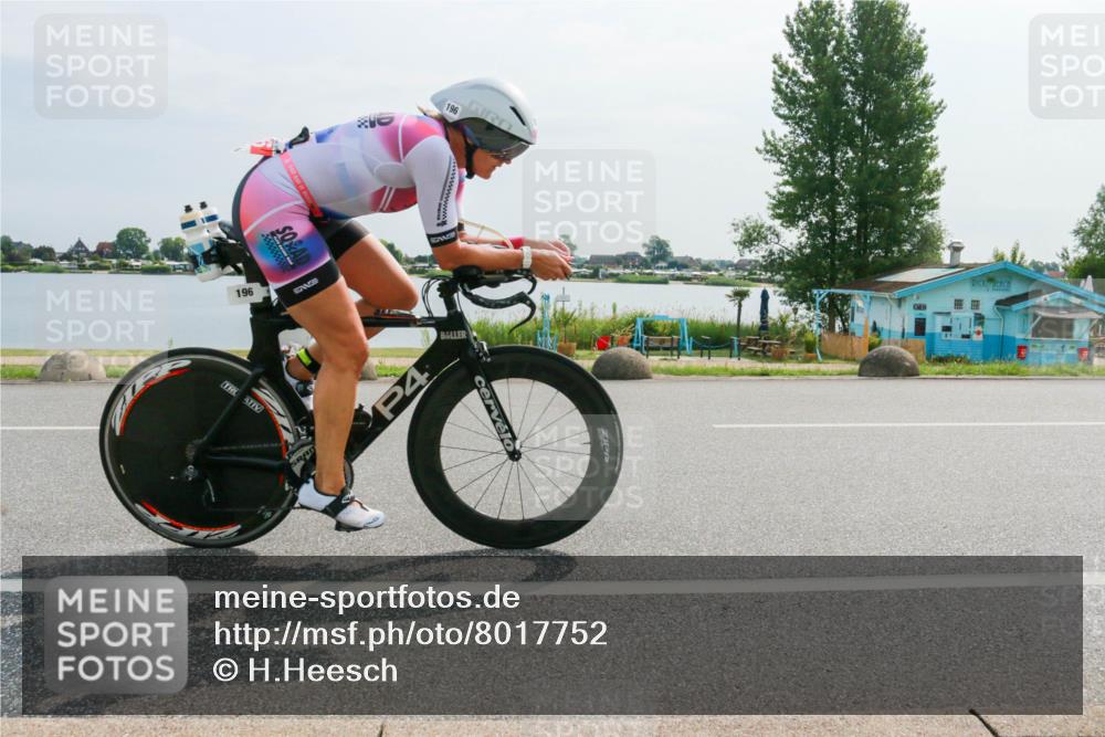15.06.2025 - 27. Vierlanden-Triathlon H.Heesch http://msf.ph/oto/8017752 15.06.2025 10:11:07 Radfahren 41, 188, 196 meine-sportfotos.de