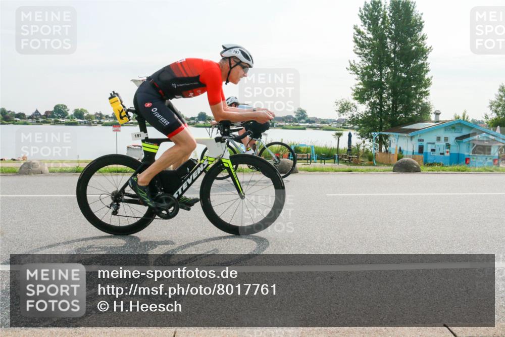 15.06.2025 - 27. Vierlanden-Triathlon H.Heesch http://msf.ph/oto/8017761 15.06.2025 09:20:28 Radfahren 75, 94, 191, 224, 229 meine-sportfotos.de
