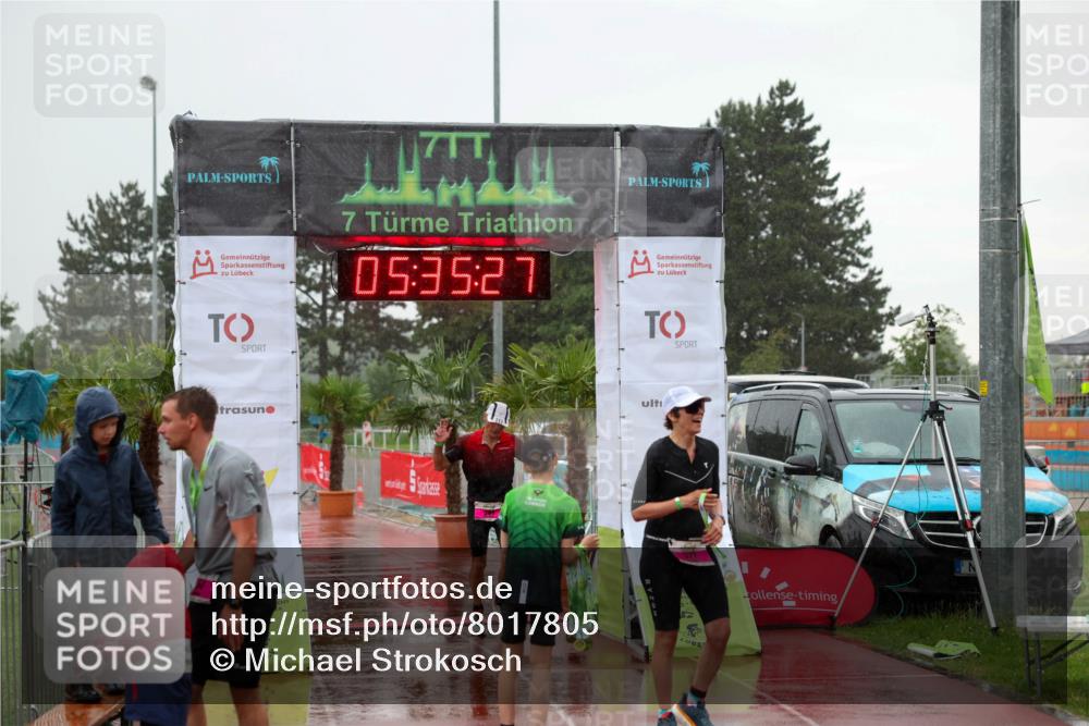 15.06.2025 - 7 Türme Triathlon Michael Strokosch http://msf.ph/oto/8017805 15.06.2025 15:35:27 Ziel 281 meine-sportfotos.de