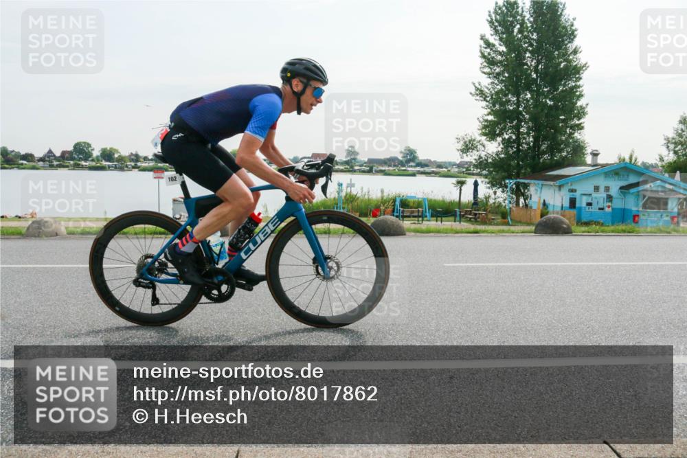 15.06.2025 - 27. Vierlanden-Triathlon H.Heesch http://msf.ph/oto/8017862 15.06.2025 09:21:12 Radfahren 102, 237 meine-sportfotos.de