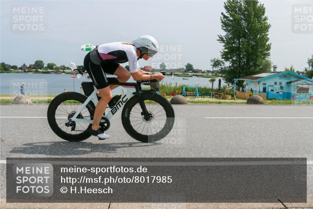 21.06.2025 - 27. Vierlanden-Triathlon H.Heesch http://msf.ph/oto/8017985 15.06.2025 11:59:57 Radfahren 891 meine-sportfotos.de