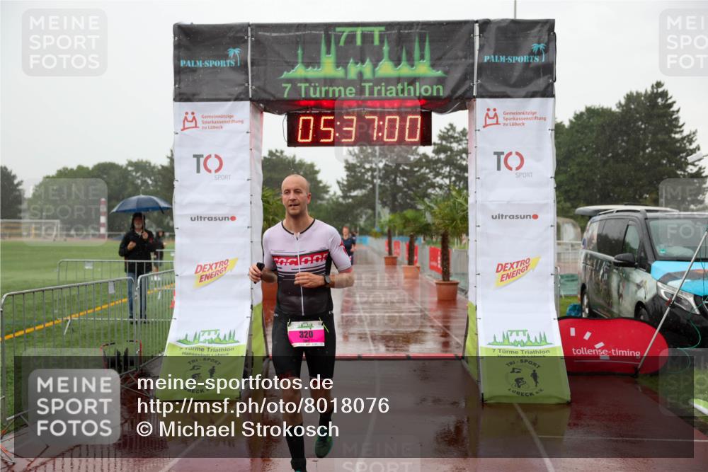 15.06.2025 - 7 Türme Triathlon Michael Strokosch http://msf.ph/oto/8018076 15.06.2025 15:37:00 Ziel 298, 339 meine-sportfotos.de