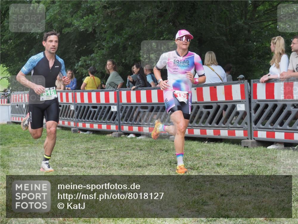 21.06.2025 - 27. Vierlanden-Triathlon KatJ http://msf.ph/oto/8018127 15.06.2025 13:17:57 Ziel 196, 691, 816 meine-sportfotos.de