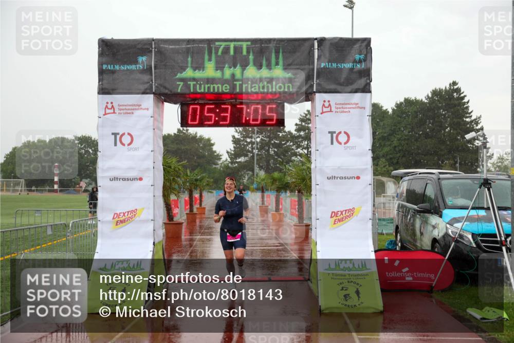 15.06.2025 - 7 Türme Triathlon Michael Strokosch http://msf.ph/oto/8018143 15.06.2025 15:37:04 Ziel 298, 339 meine-sportfotos.de
