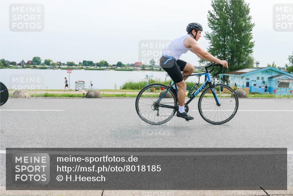 15.06.2025 - 27. Vierlanden-Triathlon H.Heesch http://msf.ph/oto/8018185 15.06.2025 11:14:33 Radfahren 19, 209, 663, 831, 855 meine-sportfotos.de