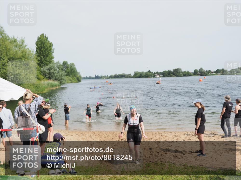 21.06.2025 - 27. Vierlanden-Triathlon MichiJ http://msf.ph/oto/8018245 15.06.2026 10:18:26 Schwimmen 495, 533, 535, 586, 621, 628 meine-sportfotos.de