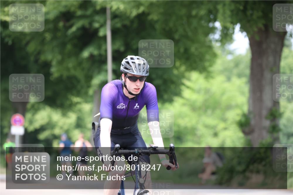 15.06.2025 - 7 Türme Triathlon Yannick Fuchs http://msf.ph/oto/8018247 15.06.2025 13:31:22 Radfahren 741, 859 meine-sportfotos.de
