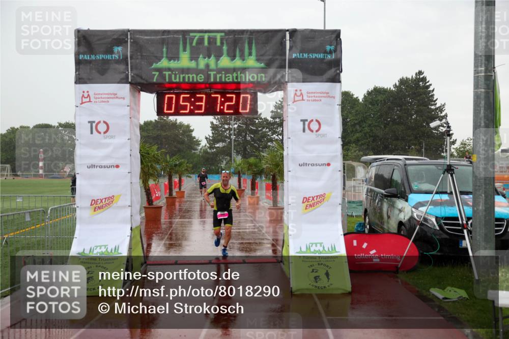 15.06.2025 - 7 Türme Triathlon Michael Strokosch http://msf.ph/oto/8018290 15.06.2025 15:37:20 Ziel 258 meine-sportfotos.de