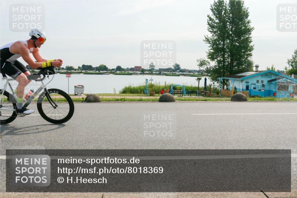 15.06.2025 - 27. Vierlanden-Triathlon H.Heesch http://msf.ph/oto/8018369 15.06.2025 09:30:08 Radfahren 109, 115, 139, 167 meine-sportfotos.de
