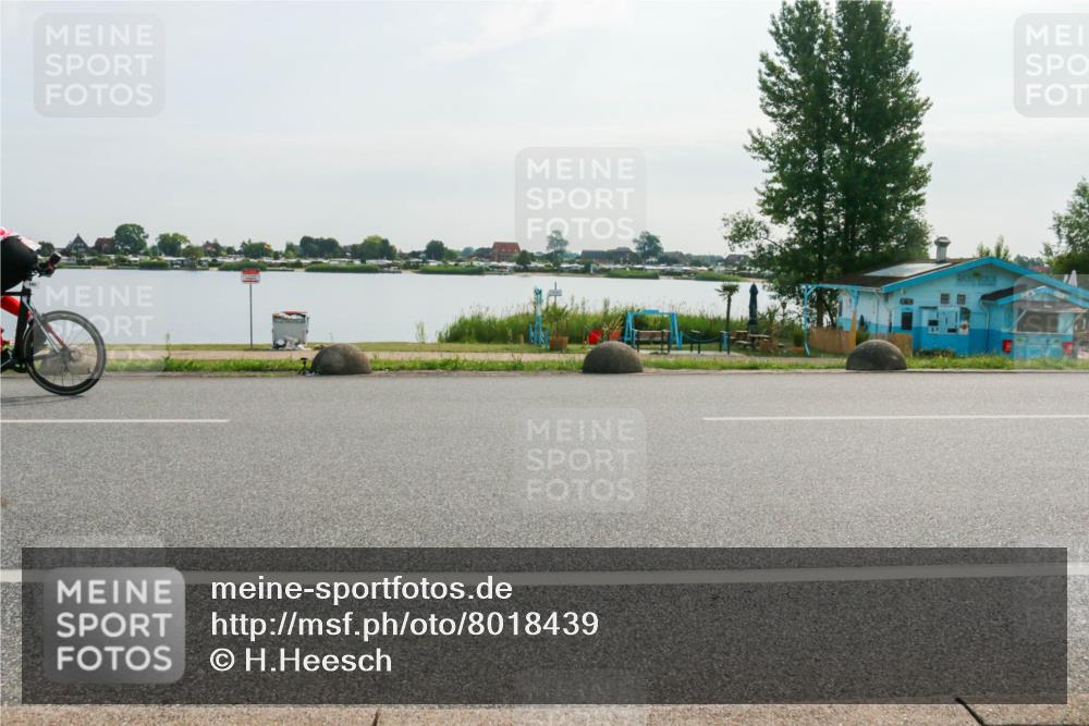 15.06.2025 - 27. Vierlanden-Triathlon H.Heesch http://msf.ph/oto/8018439 15.06.2025 09:31:22 Radfahren 13, 148 meine-sportfotos.de