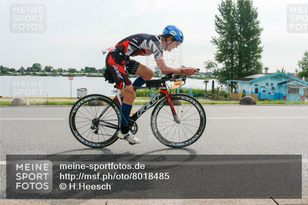15.06.2025 - 27. Vierlanden-Triathlon H.Heesch http://msf.ph/oto/8018485 15.06.2025 09:31:54 Radfahren 143 meine-sportfotos.de