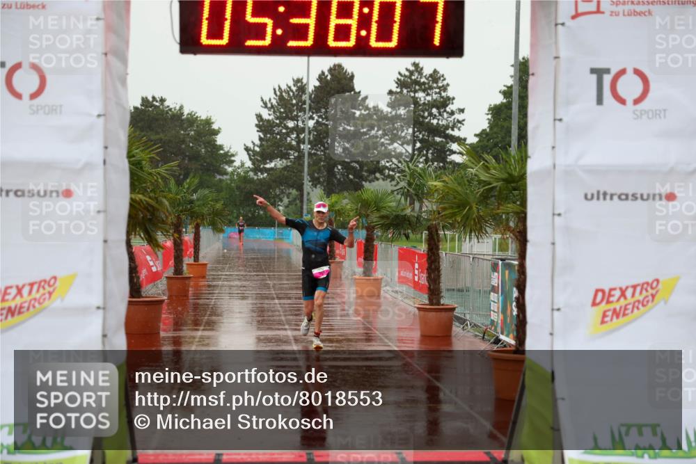 15.06.2025 - 7 Türme Triathlon Michael Strokosch http://msf.ph/oto/8018553 15.06.2025 15:38:07 Ziel 218 meine-sportfotos.de
