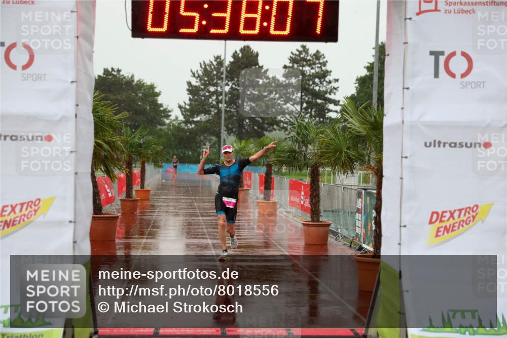 15.06.2025 - 7 Türme Triathlon Michael Strokosch http://msf.ph/oto/8018556 15.06.2025 15:38:07 Ziel 218 meine-sportfotos.de