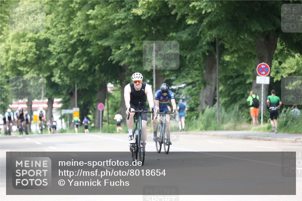 15.06.2025 - 7 Türme Triathlon Yannick Fuchs http://msf.ph/oto/8018654 15.06.2025 13:31:35 Radfahren 467, 1106, 1193 meine-sportfotos.de