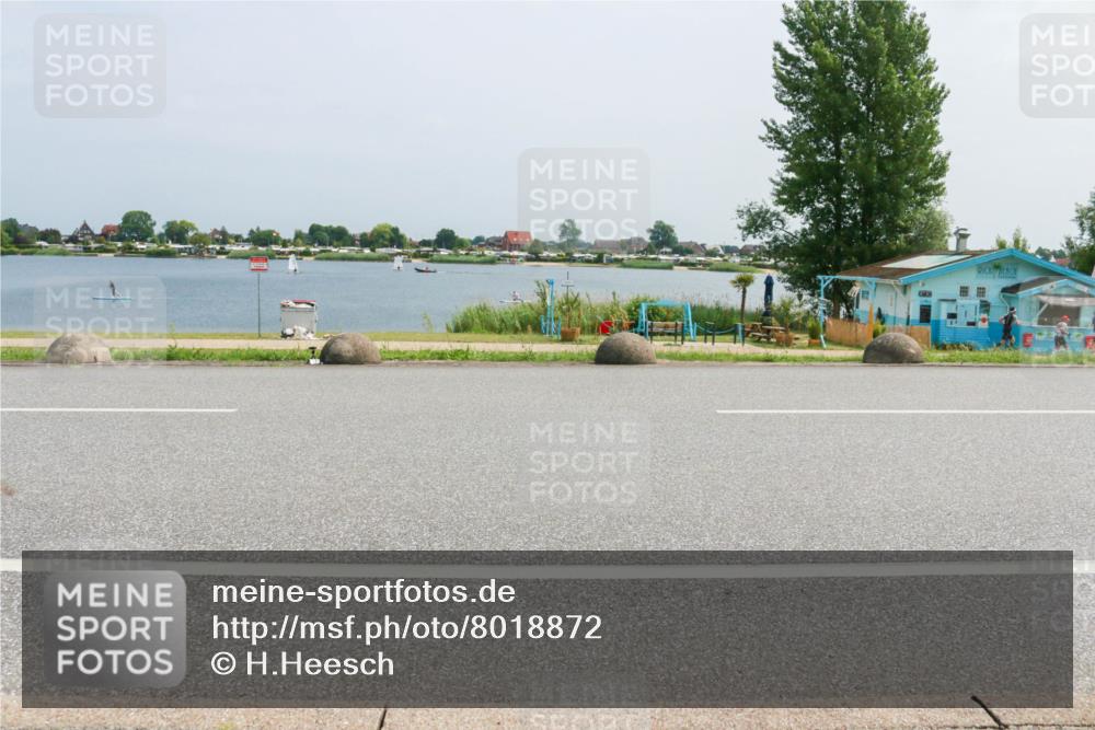 21.06.2025 - 27. Vierlanden-Triathlon H.Heesch http://msf.ph/oto/8018872 15.06.2025 12:00:26 Radfahren 930 meine-sportfotos.de