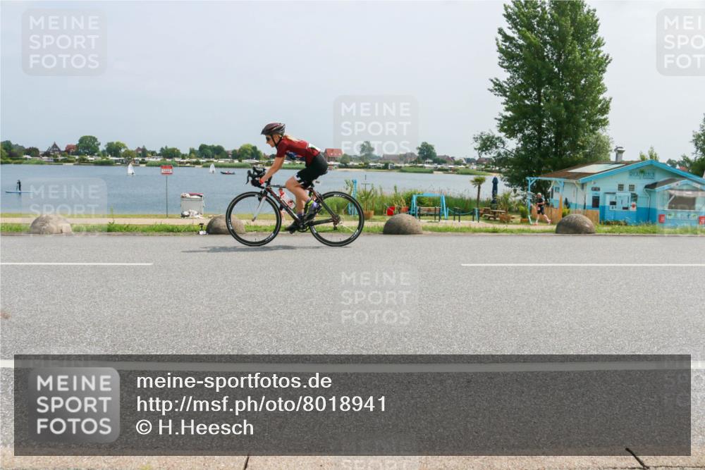 21.06.2025 - 27. Vierlanden-Triathlon H.Heesch http://msf.ph/oto/8018941 15.06.2025 12:00:35 Radfahren 204, 966 meine-sportfotos.de