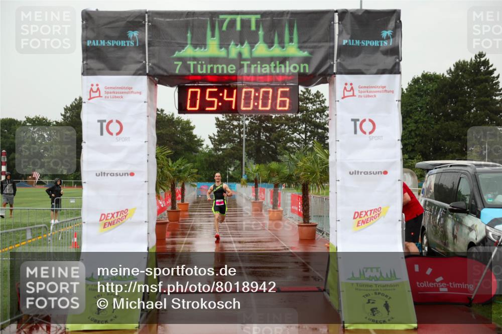 15.06.2025 - 7 Türme Triathlon Michael Strokosch http://msf.ph/oto/8018942 15.06.2025 15:40:06 Ziel 271 meine-sportfotos.de
