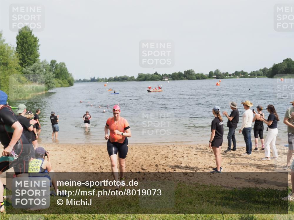 21.06.2025 - 27. Vierlanden-Triathlon MichiJ http://msf.ph/oto/8019073 15.06.2026 10:19:12 Schwimmen 474, 478, 498, 543, 558 meine-sportfotos.de