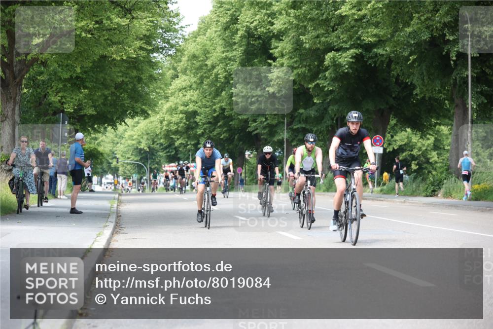 15.06.2025 - 7 Türme Triathlon Yannick Fuchs http://msf.ph/oto/8019084 15.06.2025 13:31:51 Radfahren 327, 582, 665, 708, 784, 990, 1167 meine-sportfotos.de
