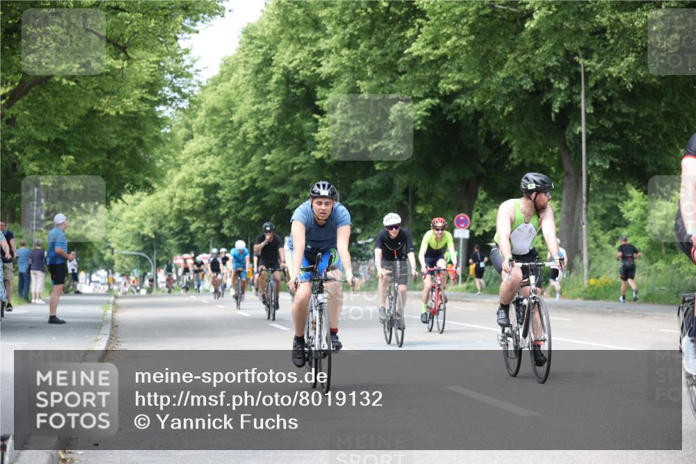 15.06.2025 - 7 Türme Triathlon Yannick Fuchs http://msf.ph/oto/8019132 15.06.2025 13:31:51 Radfahren 327, 582, 665, 708, 784, 990, 1167 meine-sportfotos.de