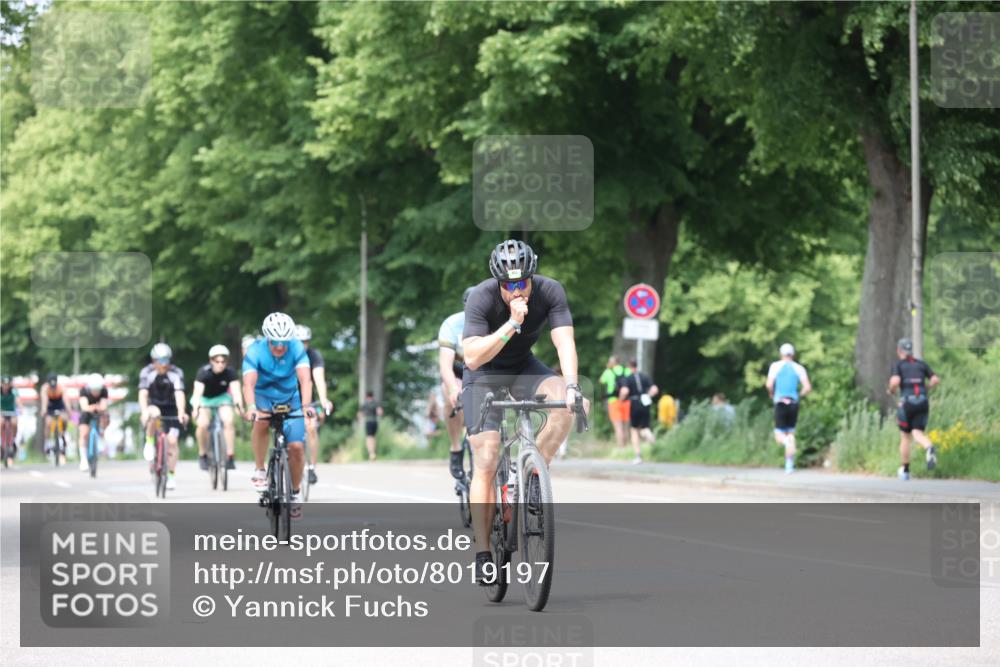15.06.2025 - 7 Türme Triathlon Yannick Fuchs http://msf.ph/oto/8019197 15.06.2025 13:31:53 Radfahren 327, 665, 708, 784, 990, 1087, 1167 meine-sportfotos.de