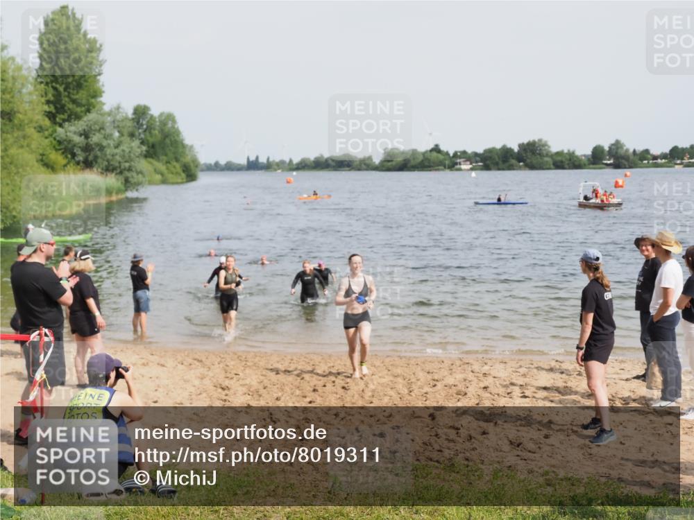 21.06.2025 - 27. Vierlanden-Triathlon MichiJ http://msf.ph/oto/8019311 15.06.2026 10:19:43 Schwimmen 503, 539, 578, 603 meine-sportfotos.de