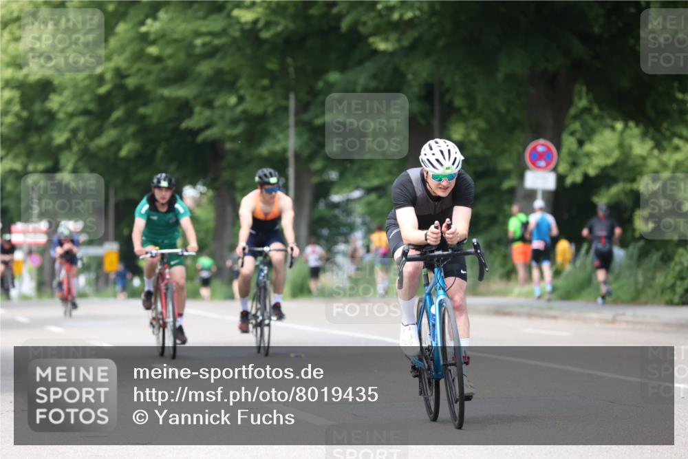 15.06.2025 - 7 Türme Triathlon Yannick Fuchs http://msf.ph/oto/8019435 15.06.2025 13:31:57 Radfahren 298, 665, 784, 1087, 1167, 1169 meine-sportfotos.de