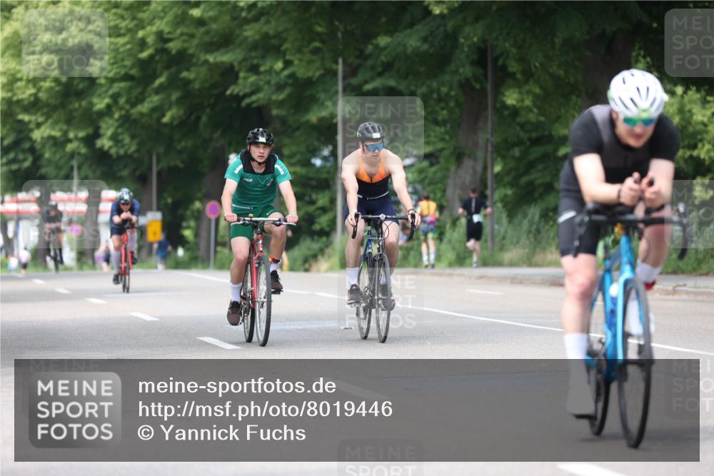 15.06.2025 - 7 Türme Triathlon Yannick Fuchs http://msf.ph/oto/8019446 15.06.2025 13:31:57 Radfahren 298, 665, 784, 1087, 1167, 1169 meine-sportfotos.de
