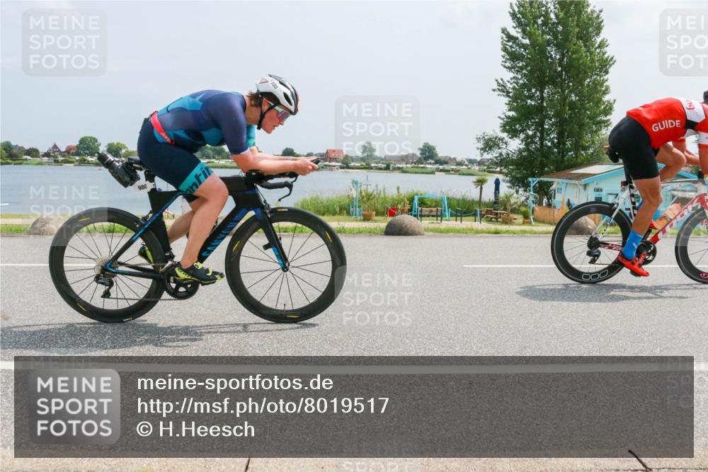 21.06.2025 - 27. Vierlanden-Triathlon H.Heesch http://msf.ph/oto/8019517 15.06.2025 12:01:39 Radfahren 780 meine-sportfotos.de