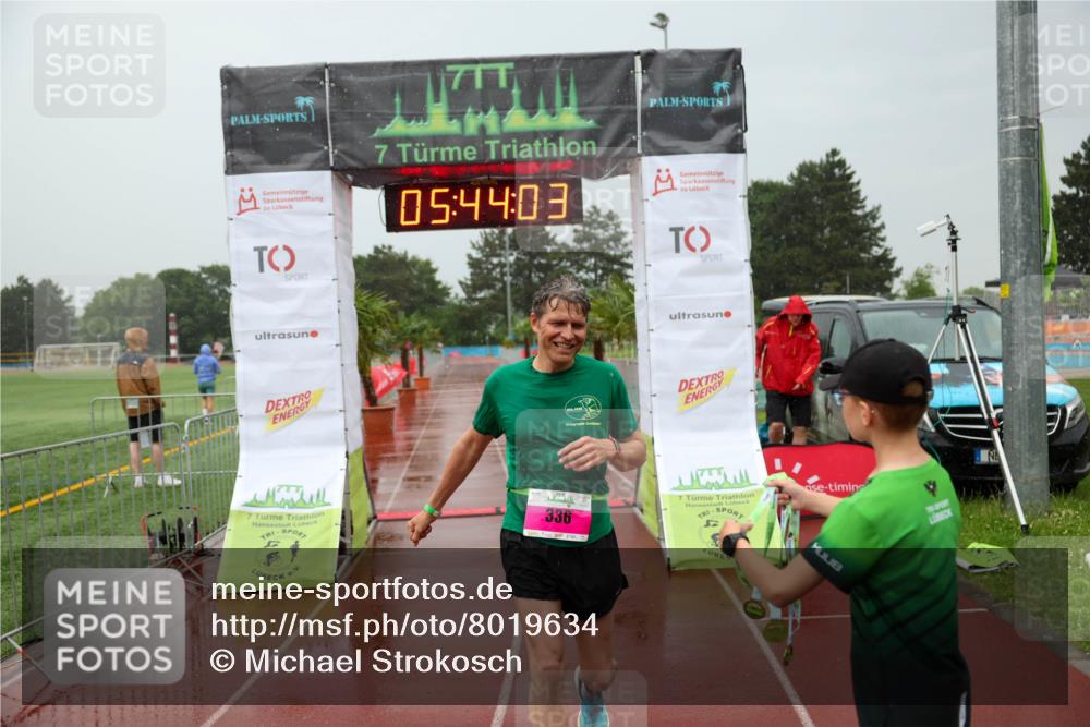 15.06.2025 - 7 Türme Triathlon Michael Strokosch http://msf.ph/oto/8019634 15.06.2025 15:44:02 Ziel 336 meine-sportfotos.de