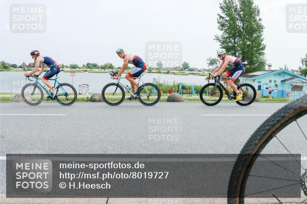21.06.2025 - 27. Vierlanden-Triathlon H.Heesch http://msf.ph/oto/8019727 15.06.2025 12:02:55 Radfahren 984, 985, 986, 987, 988 meine-sportfotos.de