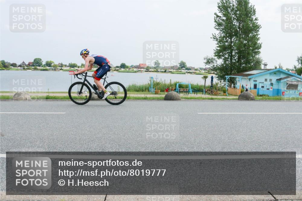 21.06.2025 - 27. Vierlanden-Triathlon H.Heesch http://msf.ph/oto/8019777 15.06.2025 12:02:56 Radfahren 984, 985, 986, 987, 988 meine-sportfotos.de