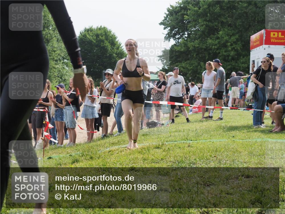 15.06.2025 - 27. Vierlanden-Triathlon KatJ http://msf.ph/oto/8019966 15.06.2025 10:19:48 Schwimmen 503, 539, 578, 603 meine-sportfotos.de