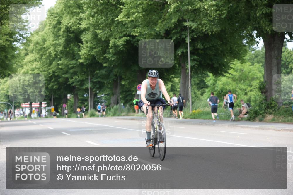15.06.2025 - 7 Türme Triathlon Yannick Fuchs http://msf.ph/oto/8020056 15.06.2025 13:32:07 Radfahren 579, 1132, 1169 meine-sportfotos.de