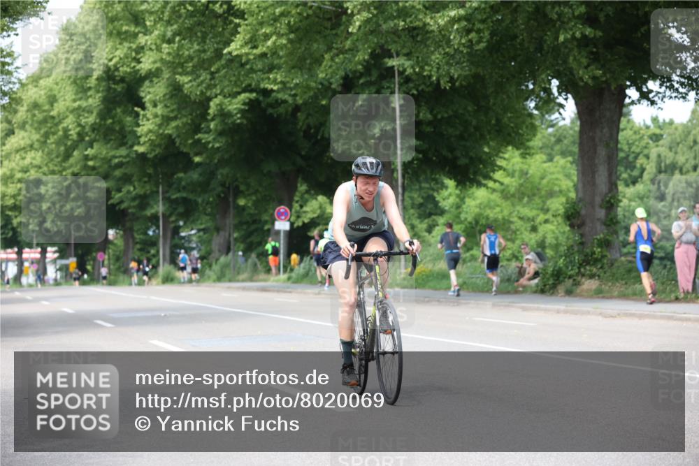 15.06.2025 - 7 Türme Triathlon Yannick Fuchs http://msf.ph/oto/8020069 15.06.2025 13:32:07 Radfahren 579, 1132, 1169 meine-sportfotos.de