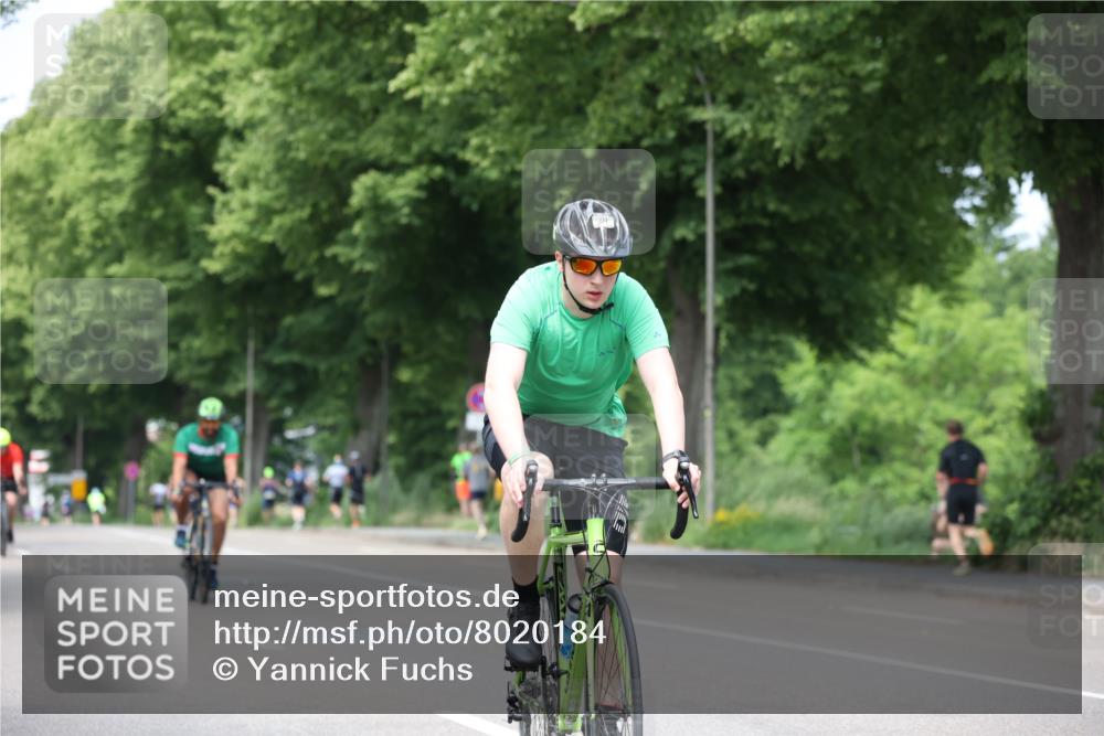 15.06.2025 - 7 Türme Triathlon Yannick Fuchs http://msf.ph/oto/8020184 15.06.2025 13:32:31 Radfahren 367, 515, 727 meine-sportfotos.de