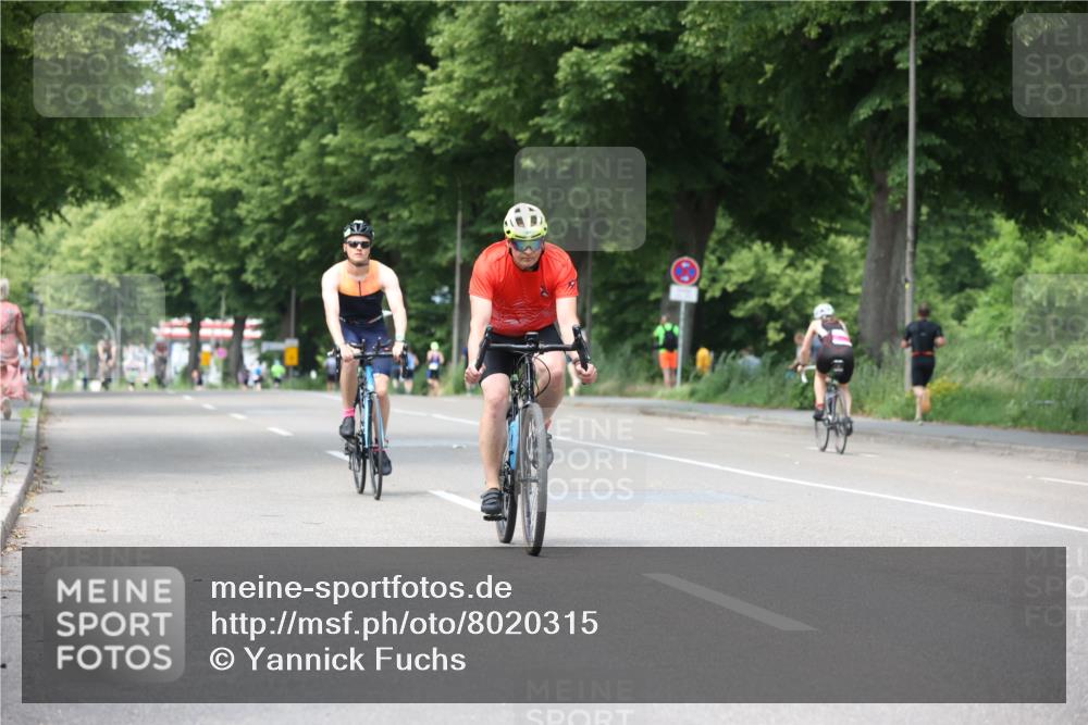 15.06.2025 - 7 Türme Triathlon Yannick Fuchs http://msf.ph/oto/8020315 15.06.2025 13:32:34 Radfahren 367, 515, 727 meine-sportfotos.de