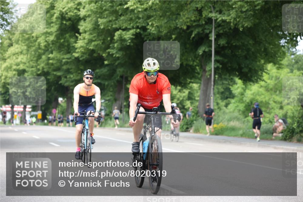 15.06.2025 - 7 Türme Triathlon Yannick Fuchs http://msf.ph/oto/8020319 15.06.2025 13:32:34 Radfahren 367, 515, 727 meine-sportfotos.de