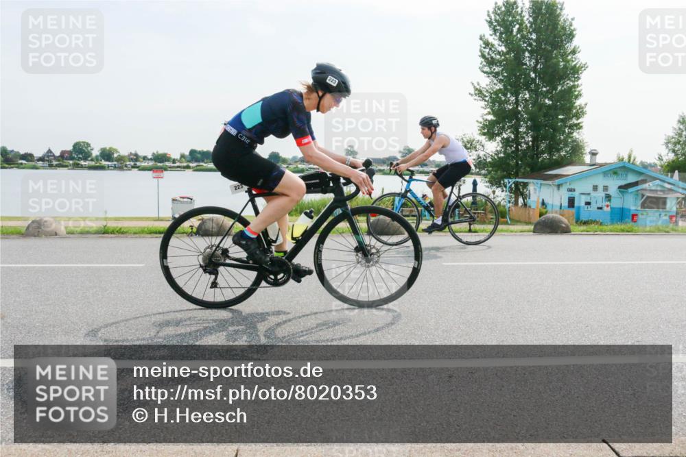 15.06.2025 - 27. Vierlanden-Triathlon H.Heesch http://msf.ph/oto/8020353 15.06.2025 09:45:52 Radfahren 19, 223 meine-sportfotos.de