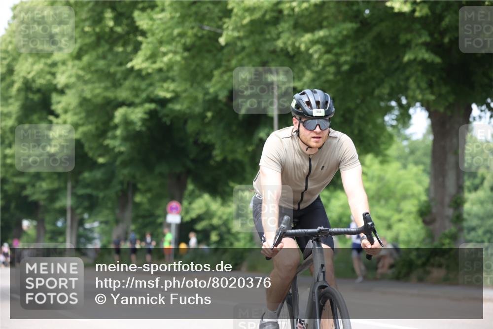 15.06.2025 - 7 Türme Triathlon Yannick Fuchs http://msf.ph/oto/8020376 15.06.2025 13:32:45 Radfahren 398, 585, 644, 1066 meine-sportfotos.de