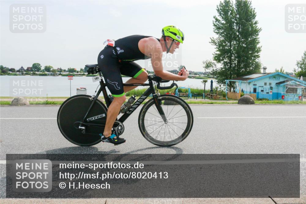 15.06.2025 - 27. Vierlanden-Triathlon H.Heesch http://msf.ph/oto/8020413 15.06.2025 09:46:21 Radfahren 14, 51, 69, 181, 226 meine-sportfotos.de