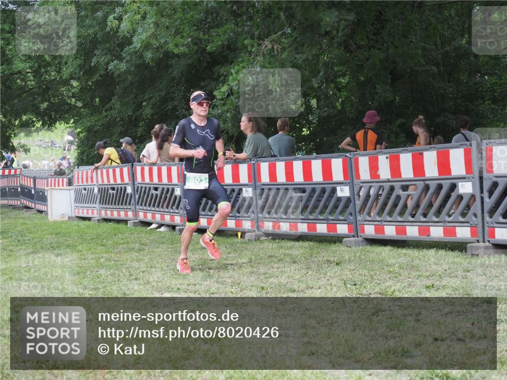 21.06.2025 - 27. Vierlanden-Triathlon KatJ http://msf.ph/oto/8020426 15.06.2025 13:20:12 Ziel 741, 803, 840 meine-sportfotos.de