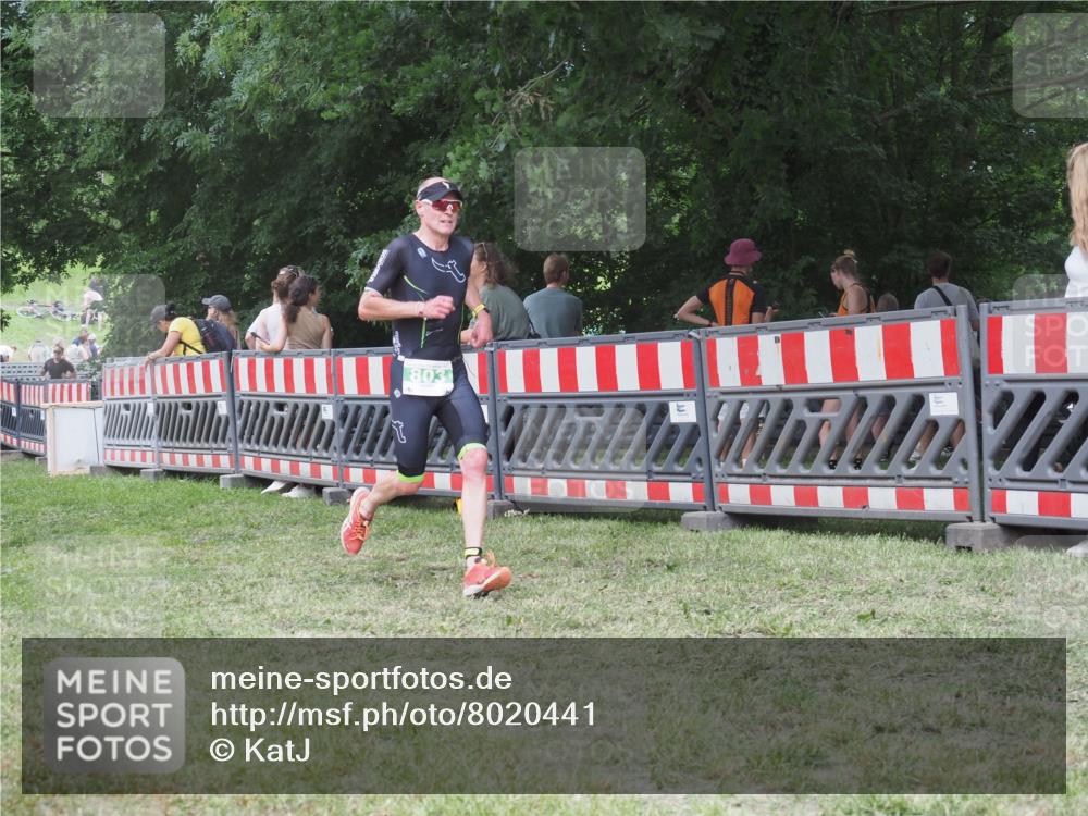 21.06.2025 - 27. Vierlanden-Triathlon KatJ http://msf.ph/oto/8020441 15.06.2025 13:20:12 Ziel 741, 803, 840 meine-sportfotos.de