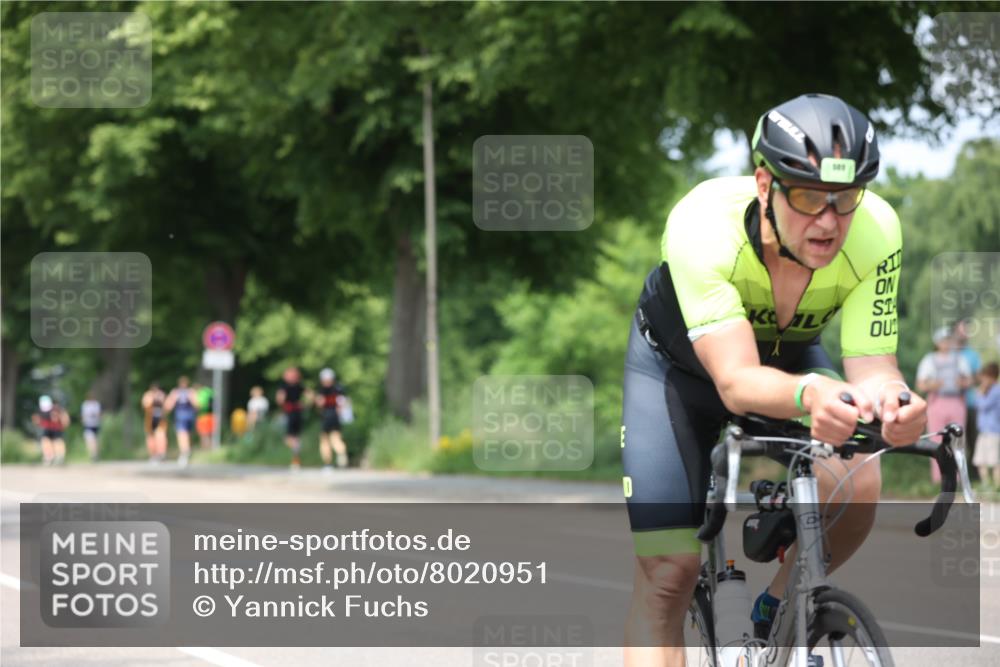15.06.2025 - 7 Türme Triathlon Yannick Fuchs http://msf.ph/oto/8020951 15.06.2025 13:33:16 Radfahren 192, 378, 895, 989, 1136 meine-sportfotos.de