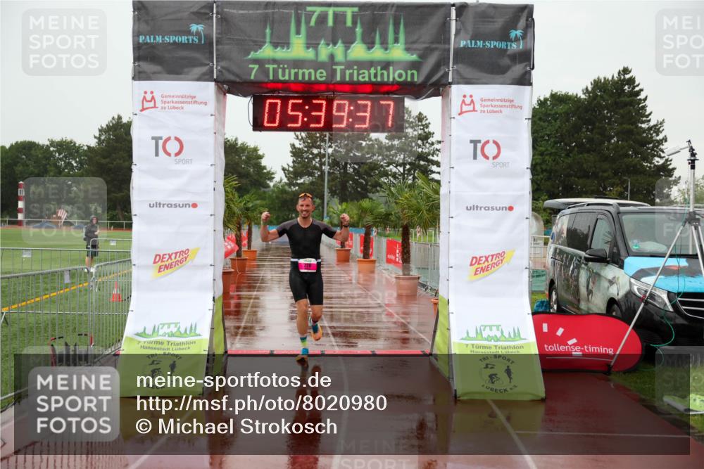 15.06.2025 - 7 Türme Triathlon Michael Strokosch http://msf.ph/oto/8020980 15.06.2025 15:39:36 Ziel 228 meine-sportfotos.de