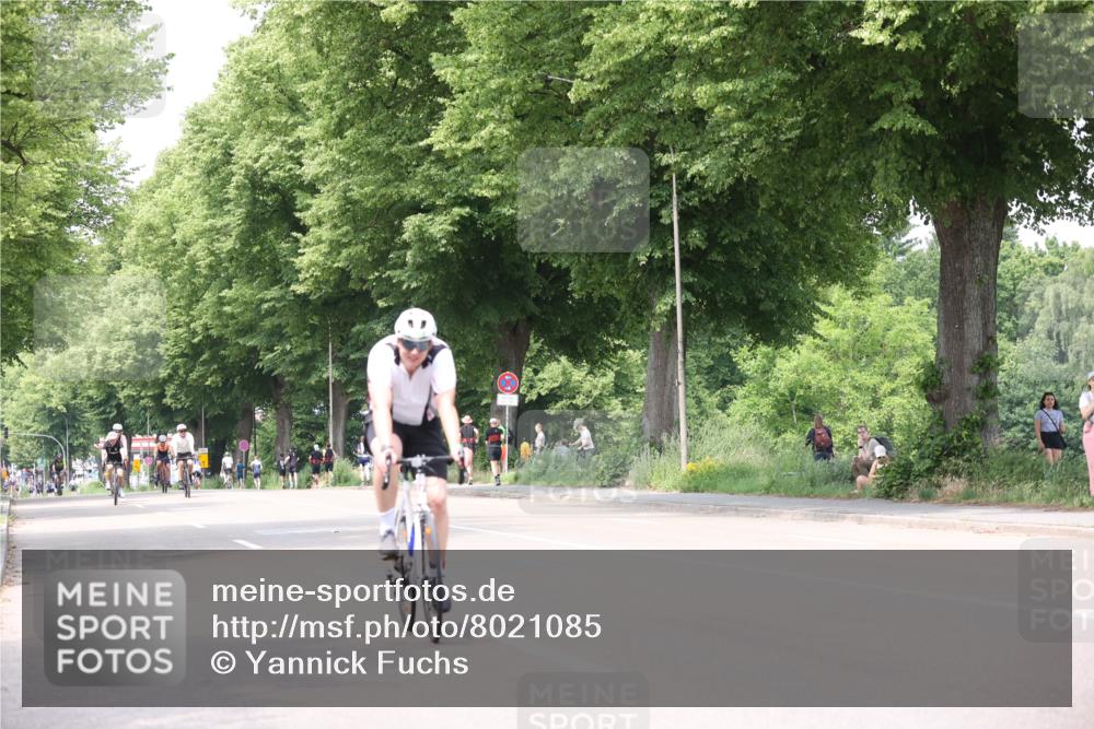 15.06.2025 - 7 Türme Triathlon Yannick Fuchs http://msf.ph/oto/8021085 15.06.2025 13:33:20 Radfahren 192, 378, 774, 775, 895, 956, 1136, 1144 meine-sportfotos.de