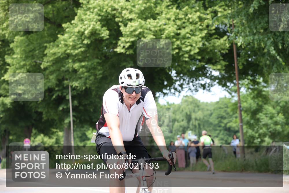 15.06.2025 - 7 Türme Triathlon Yannick Fuchs http://msf.ph/oto/8021193 15.06.2025 13:33:21 Radfahren 192, 378, 774, 775, 895, 956, 1136, 1144 meine-sportfotos.de