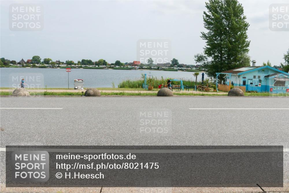 21.06.2025 - 27. Vierlanden-Triathlon H.Heesch http://msf.ph/oto/8021475 15.06.2025 12:05:00 Radfahren 673, 699, 915 meine-sportfotos.de