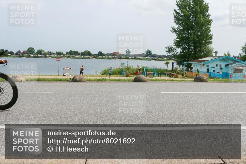 21.06.2025 - 27. Vierlanden-Triathlon H.Heesch http://msf.ph/oto/8021692 15.06.2025 12:05:28 Radfahren 931, 957, 989, 990, 991, 992, 993 meine-sportfotos.de